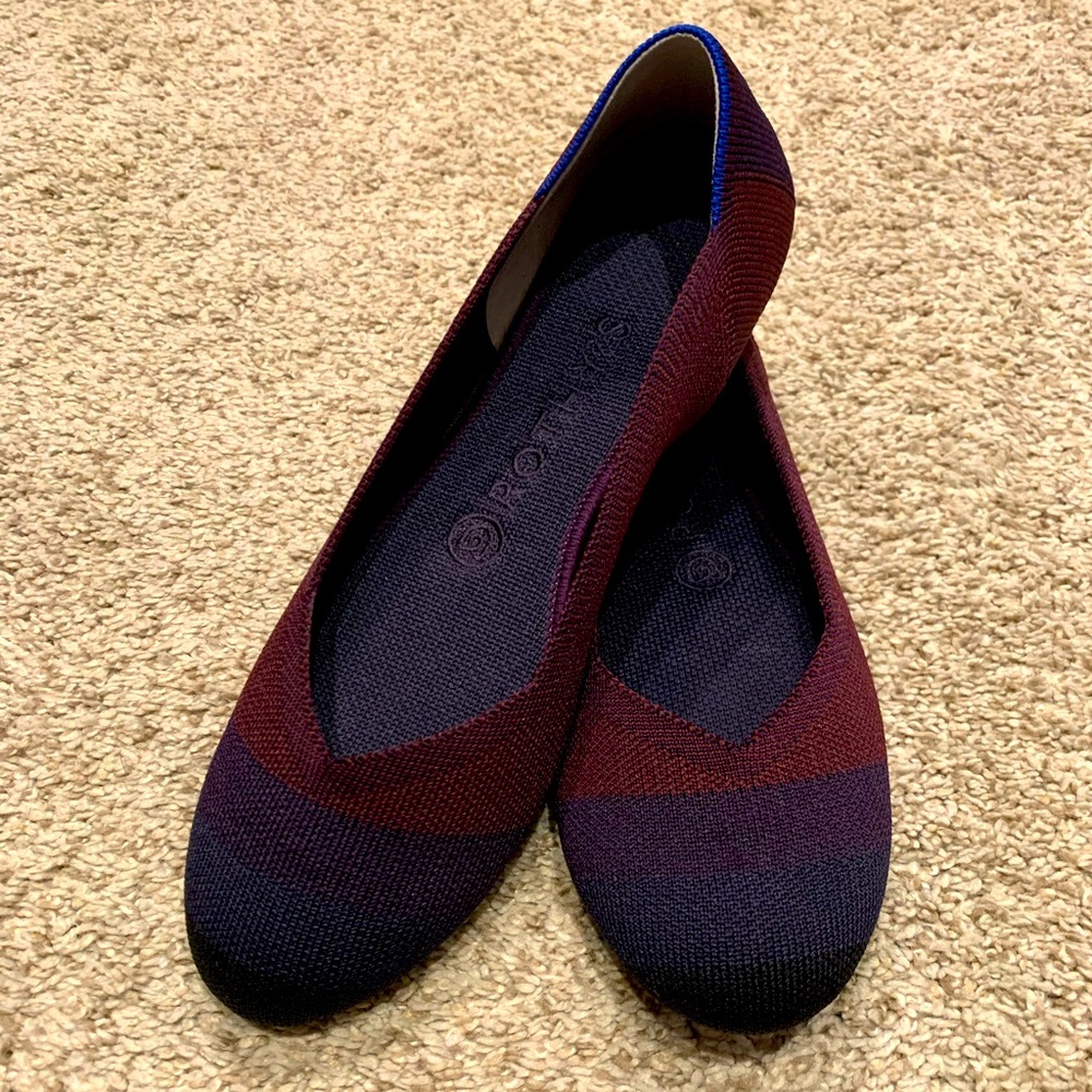 Rothy’s Size 8 Blackberry Captoe Flats